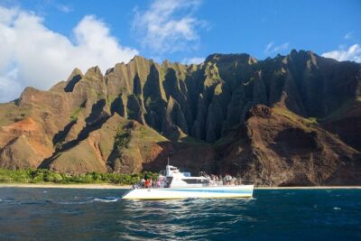 Ni’ihau and Na Pali Coast Snorkel Boat Tour