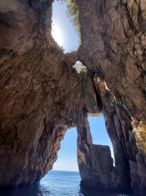 North Coast : Himare Boat Tour with Snorkeling Stops - A compact cruise along Himara’s North Coast