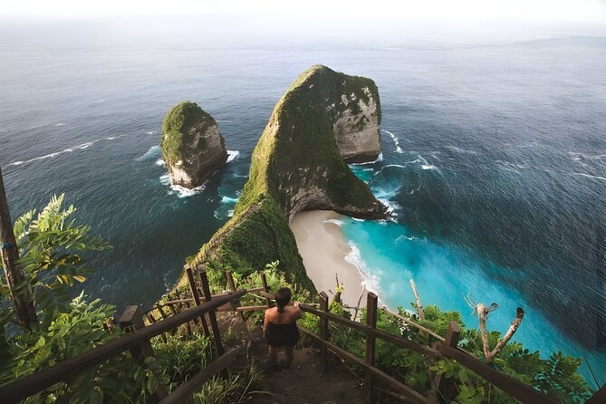 Nusa Penida Island Beach Tours with Snorkeling From Bali - Kelingking Beach and the cliff views