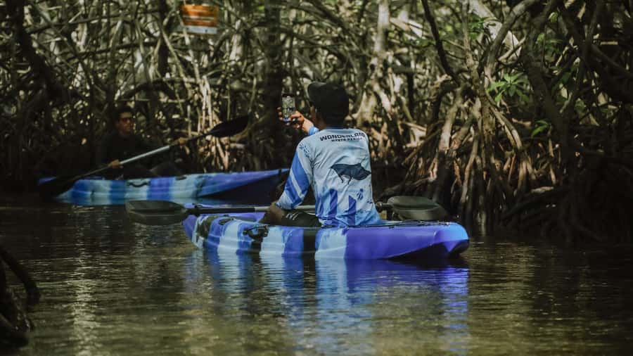 Nusa Penida: Snorkeling 3 Spots with GoPro & Kayak Mangroves - Safety, comfort, and who should skip it