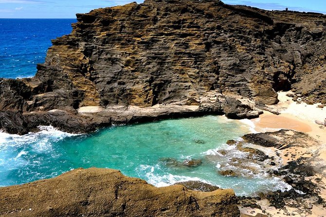 Oahu's Ultimate Tour: Dole, Turtle Snorkel, Pali Lookout & More - What this Oahu circle island tour is really trying to do