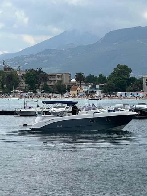 Palermo: Luxury Boat Tour with Snacks and Snorkeling - Mondello: the first major swim stop