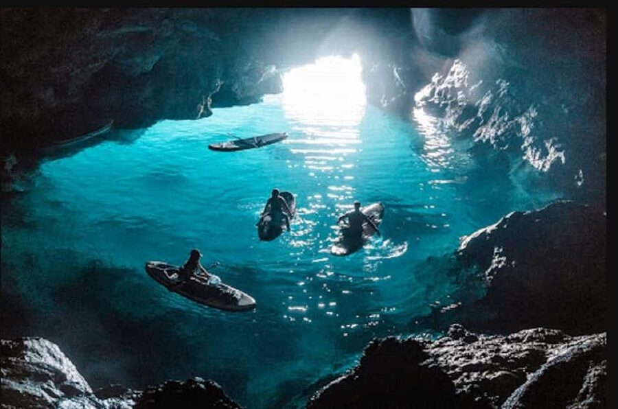 Palermo : Tour condiviso in barca con Aperitivo e Snorkeling - Grotta della Regina, the first look at Palermo’s sea caves
