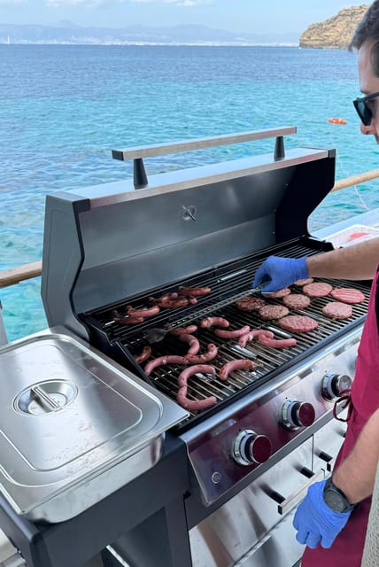 Palma Bay: Boat Tour with BBQ, Snorkelling, & Sunset Option - The swimming stop near Cala Vella