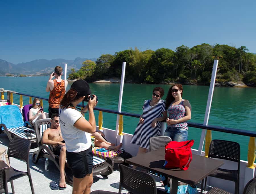 Paraty Bay: Islands & Beaches Boat Tour with Snorkeling - Leaving Paraty for the bay