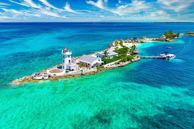 Pearl Island Bahamas Snorkeling Experience and Lunch - The biggest issue is crowd control, not the setting
