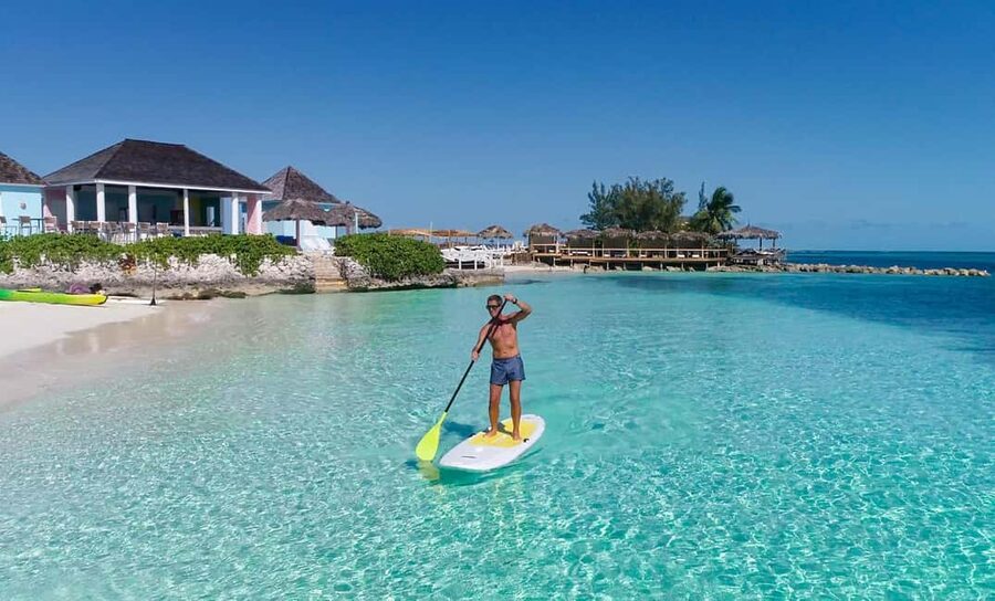 Pearl Island Beach: Full-day Snorkelling with Lunch - A Bahamian lunch, with simple expectations