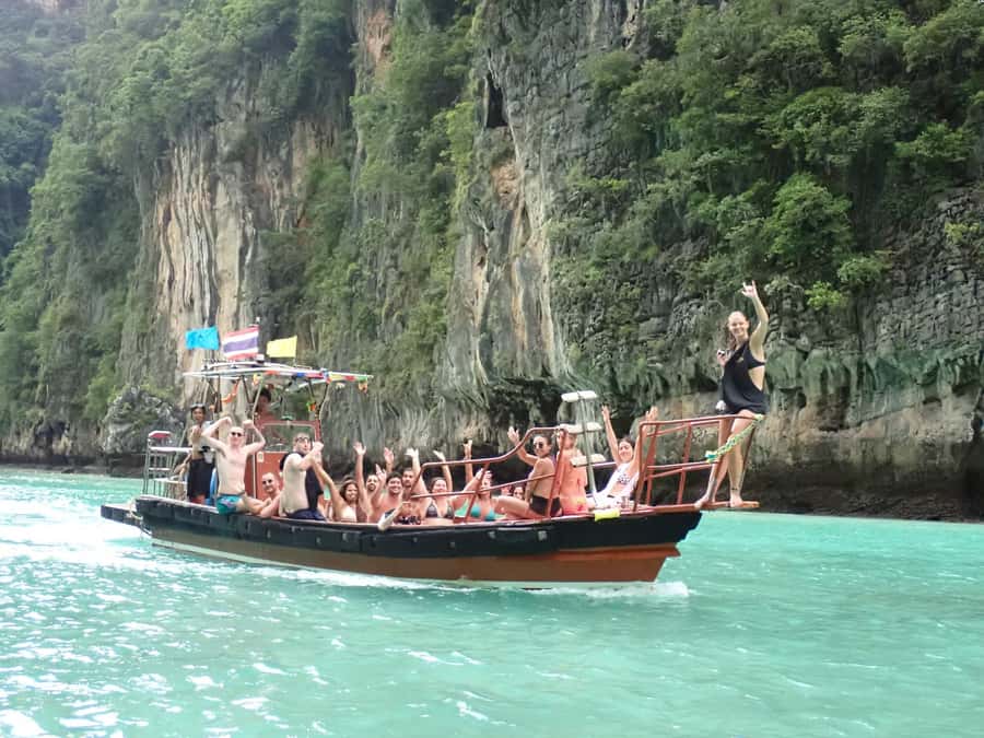 Phi Phi: Pirate Boat with Snorkeling, Kayaking, and Party - Thai food, fruit, and an easy day onboard