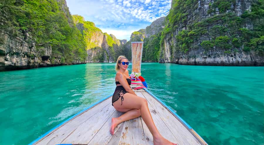 Phi Phi: Private Longtail Boat to Maya Bay with Snorkeling - Key points at a glance