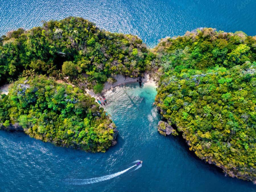 Phuket: 4 Islands Krabi Adventure & Snorkeling Day Tour - Lao Lading’s small beach and clear water