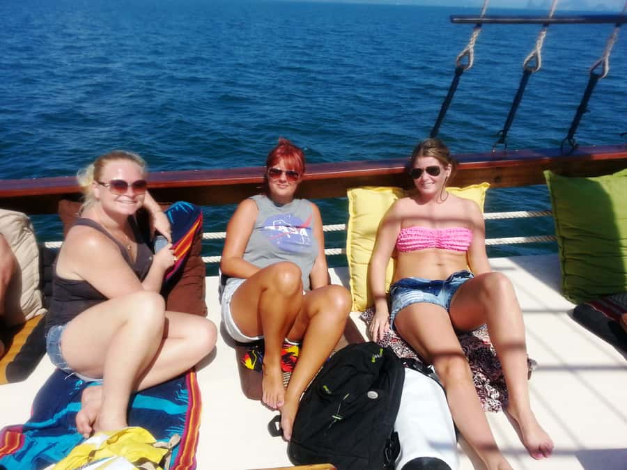 Phuket: Escape the crowds on relaxing boat (Snorkelling) - Kata and Karon: coastal views with a slower pace