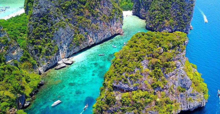 Phuket/Khao Lak: Snorkeling Trip to Phi Phi & Bamboo Islands - Loh Samah Bay and famous Maya Bay