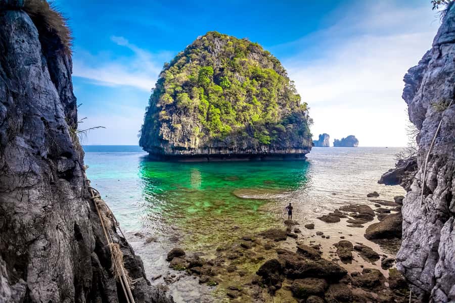 Phuket/Khao Lak: Snorkeling Trip to Phi Phi & Bamboo Islands - What the $115 package really includes