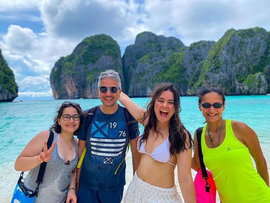 Phuket: Phi Phi & Bamboo Islands Snorkeling by Speedboat - Pileh Lagoon and its green water