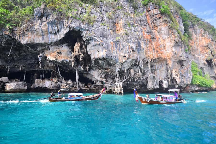 Phuket: Relaxed Phi Phi & Khai Islands Beach Snorkeling Tour - Phi Phi Don lunch at Ton Sai Bay