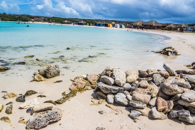Private Aruba Beach Hop and Snorkel Experience - Drinks and snacks make the short outing easier