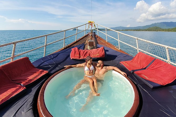 Private Half-Day Red Dragon Yacht for Snorkeling Koh Tan & Visit Pig Island - Lunch, Fruit, and the Ride Back