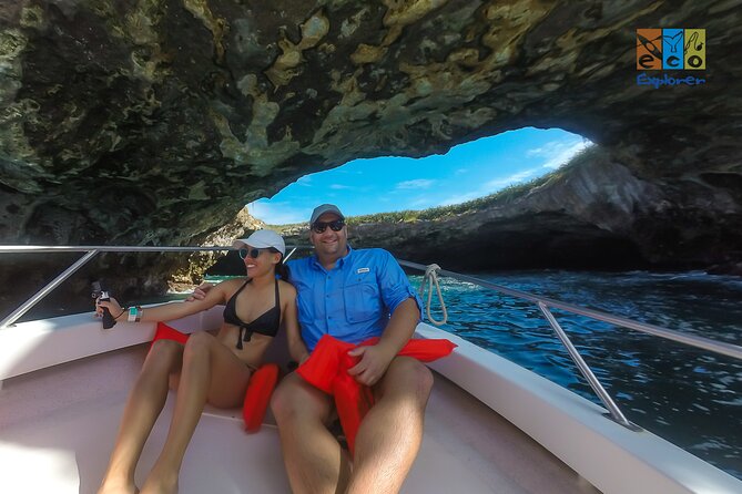 Private Marietas Snorkeling Tour – Hidden Beach Access Guaranteed - Swimming through the cave to Hidden Beach