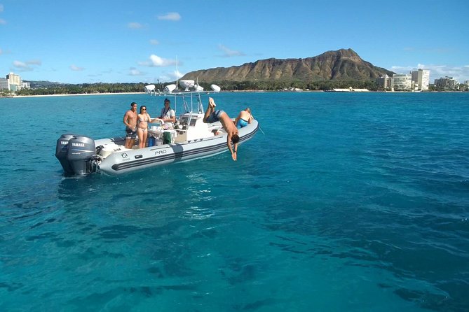 Private Snorkeling and Wildlife on The Adventure Boat - Waikiki and Diamond Head from the water