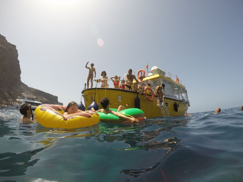 Puerto de Mogan: Boat and Snorkeling Trip - The personal service from Ruben and Marta