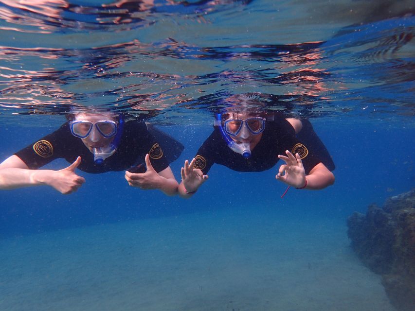 Puerto del Carmen: Snorkeling Trip with Dive Instructor - Getting fitted with Scubapro equipment