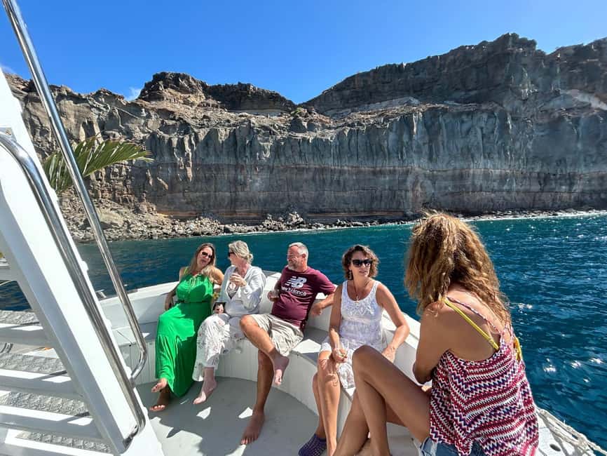 Puerto Rico, Gran Canaria: boat trip, drinks, food, paddle surfing, snorkeling - Comfort, safety, and family details