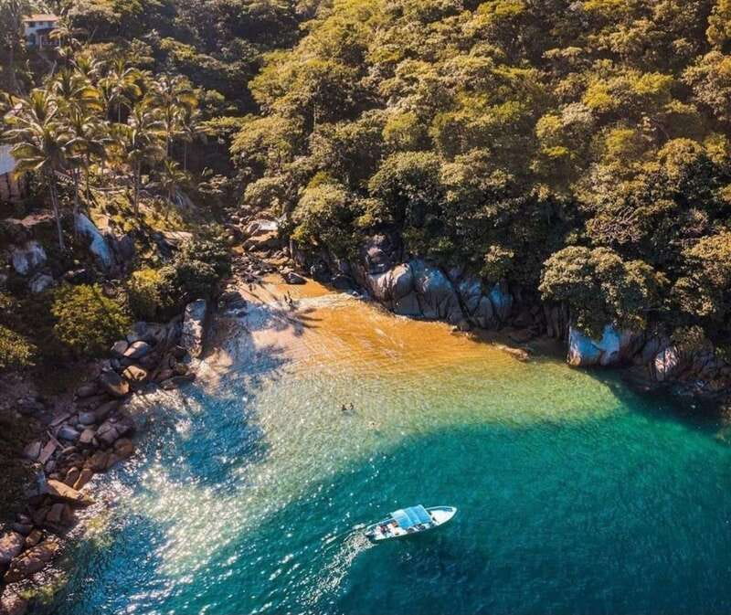 Puerto Vallarta: Full Day Hike to 6 Hidden Beaches & Snorkel - Boca de Tomatlán starts the day at a local pace