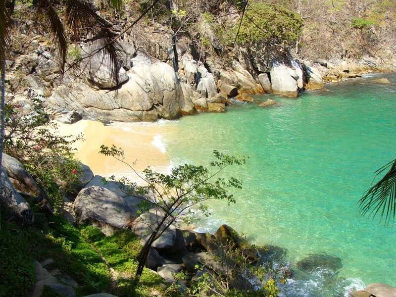 Puerto Vallarta: Los Arcos Snorkel & Beach Private Boat Tour - From Los Muertos Pier to Los Arcos