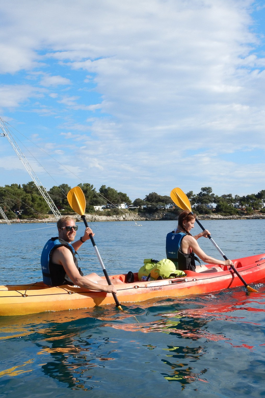 Pula: 3-hrs Kayak, Cliffs & Snorkeling Small Group Adventure - Why the small group improves the experience