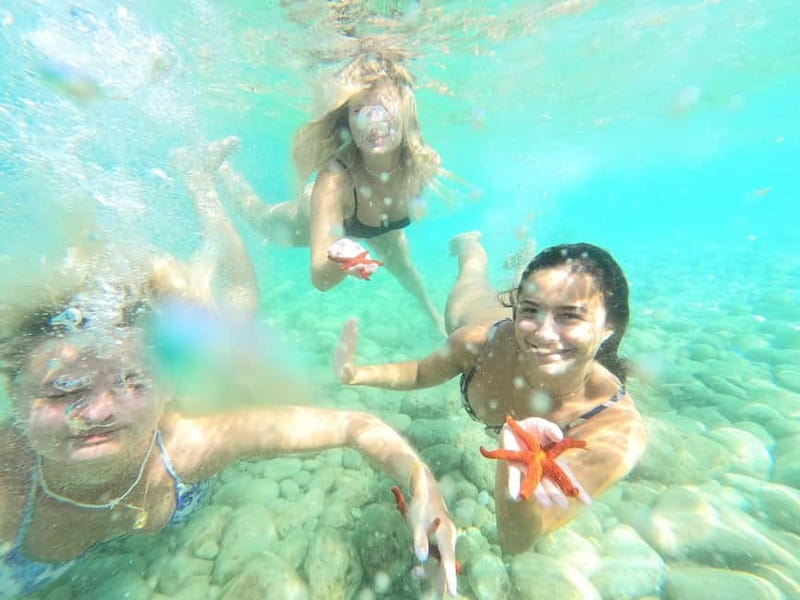 Pula: Kayak Tour, Cliff Jumping, Snorkeling & GoPro Pictures - Meeting at Big Mama Beach Bar