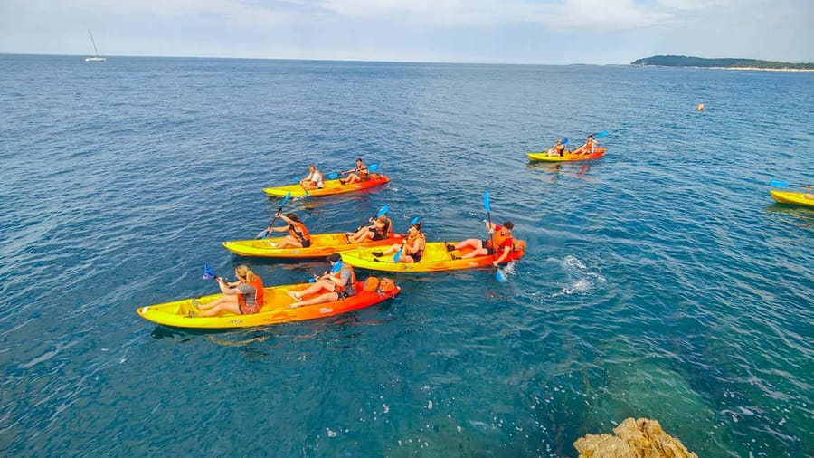 Pula: Muzil Canyon Kayak Tour, Snorkeling and Cliff Jumping - The opening lesson helps beginners settle in