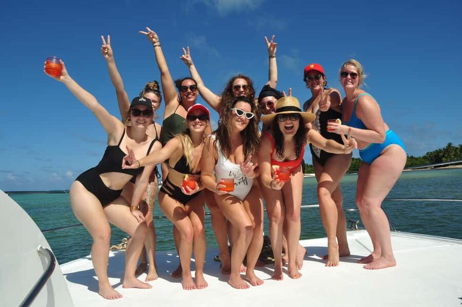 Punta Cana: Booze Cruise with Snorkel and Natural Pool Stop - Who should book this cruise?