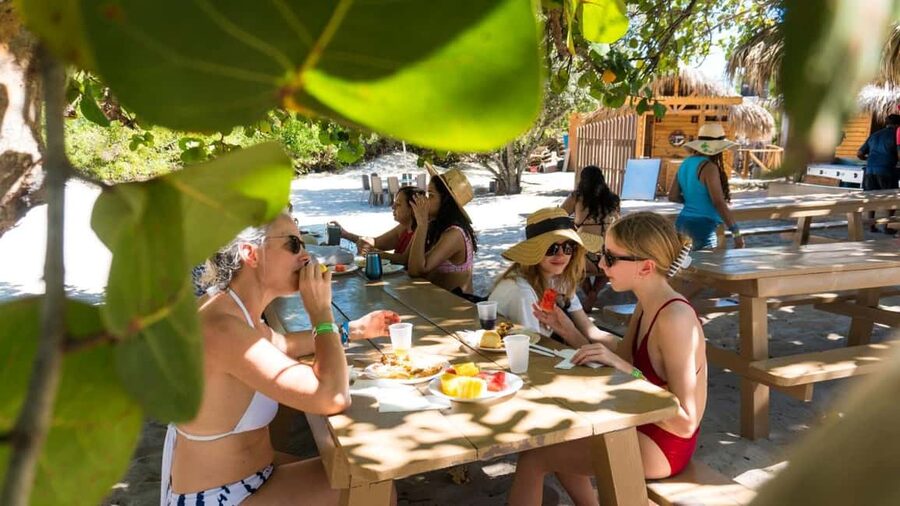 Punta Cana: Catalina Island Trip with Snorkeling - FAQ