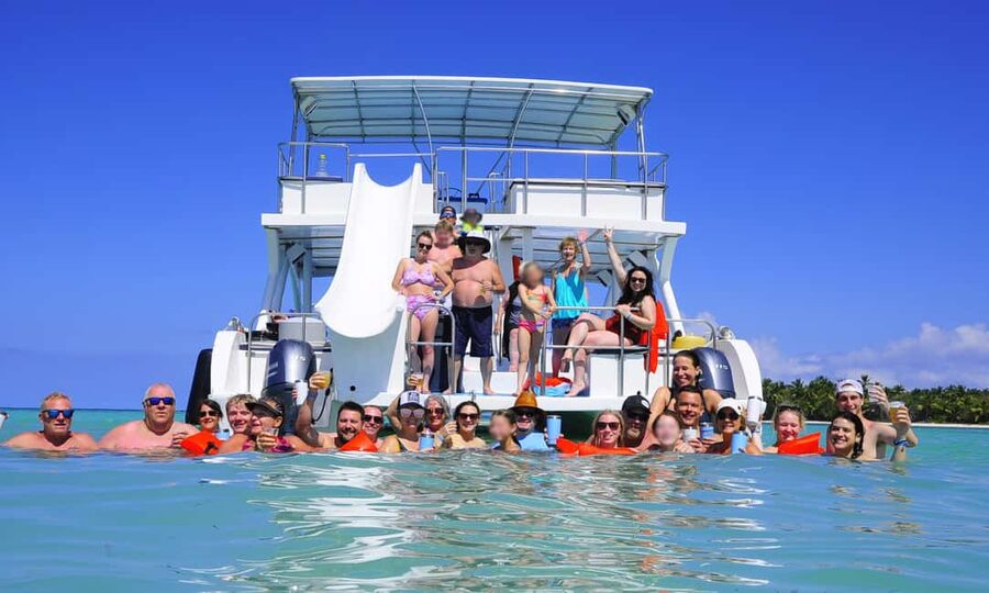 Punta Cana: Catamaran Tour with Reef Snorkeling and Open Bar - Open-bar service is part of the experience, not an afterthought