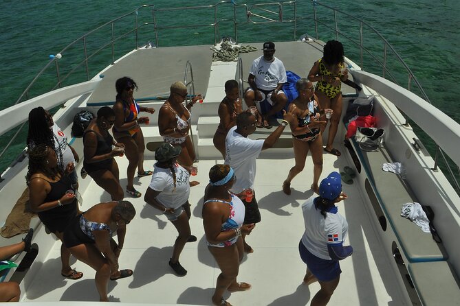 Punta Cana Party Boat Snorkeling with Music DJ and Open Bar - Pickup can make or break the afternoon