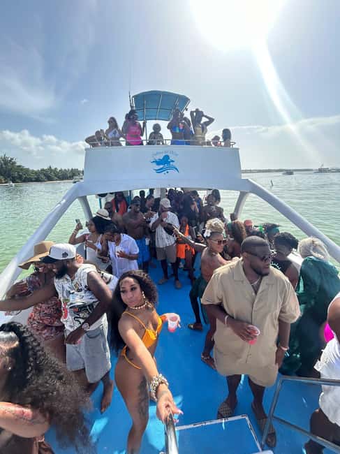 Punta Cana: Party Boat with Snorkeling, Open Bar And Hip Hop - Stop two: cruising past Dolphin Island