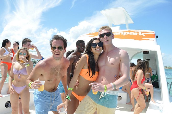 Punta Cana Private Virgen Beach Small & Big Group Snorkel Cruise - The photographer and your personal belongings