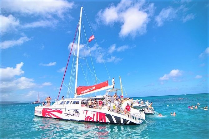 Reggae Catamaran and Snorkeling Open Bar Cruise Montego Bay - What the crew and transfers add