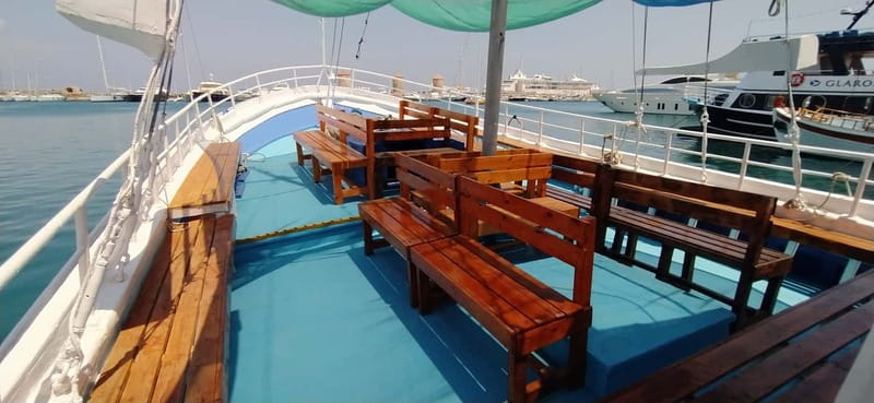 Rhodes: Pleasure Cruise for Swimming and Snorkeling - Anthony Quinn Bay and its green-blue water