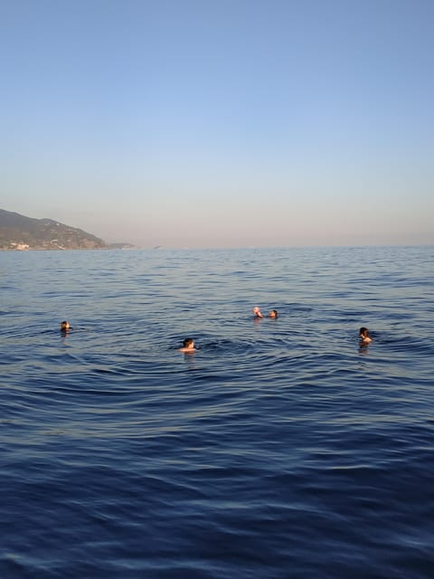 Riomaggiore: Cinque Terre Daytime Cruise with Snorkeling - How this compares with seeing Cinque Terre on land