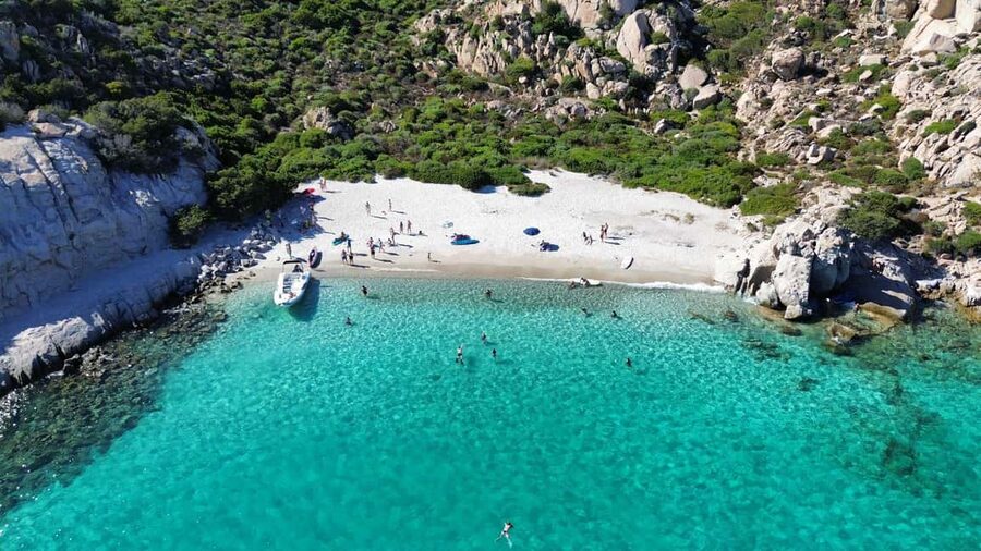 Rubber dinghy tour and snorkeling in Caprera - Why this Caprera trip works well in an afternoon