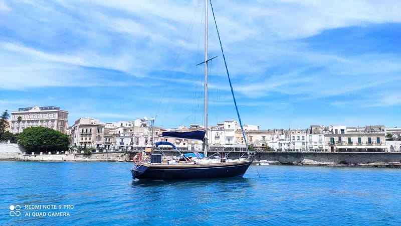 Sailing tour and guided snorkeling a Siracusa - Key points at a glance
