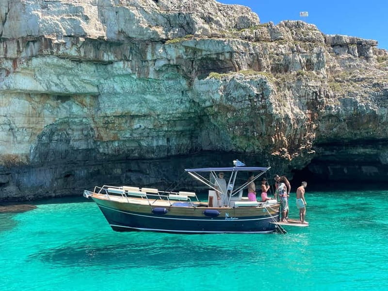 Santa Maria di Leuca : Tour in barca ,grotte e snorkeling - Cruising the Adriatic coast and its sea caves