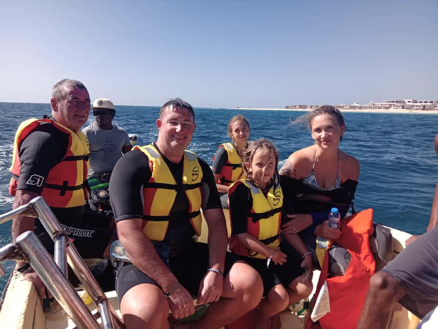 Santa Maria: Snorkeling Boat Tour - Safety, confidence, and family suitability