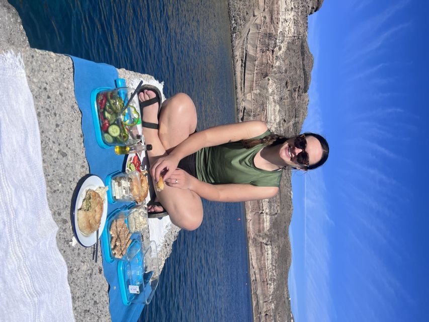 Santorini: Sea Caves Kayak Trip with Snorkeling and Picnic - Small groups, safety, and the pace of the day