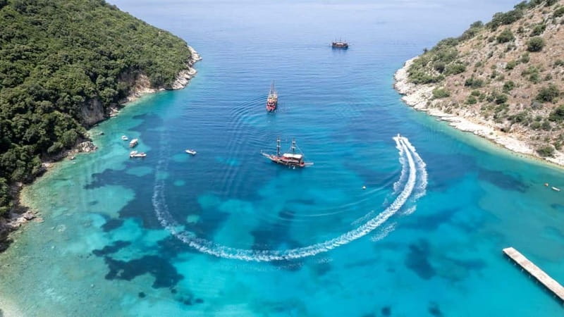 Saranda:Boat Tour to Kroreza with snorkelling,&umbrellas - Snorkelling, equipment, and swimming time