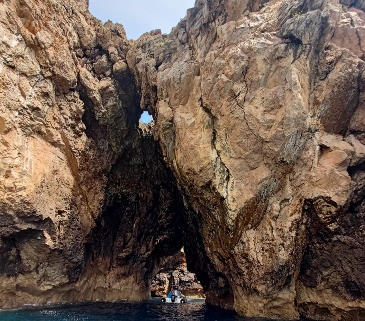 Sesimbra: Arrábida and Espichel Caves Tour and Snorkel - Weather, comfort, and access