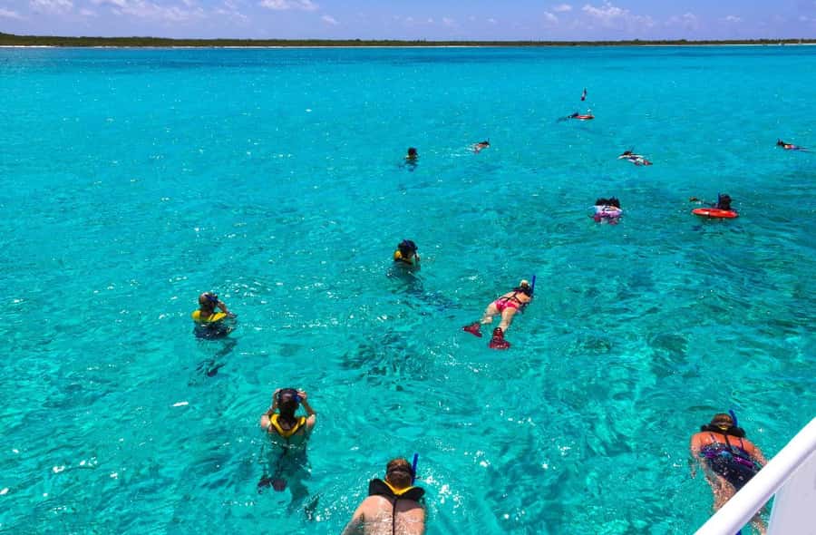 Sharm El Sheikh: Luxury boat Cruise with Snorkeling & Lunch - Snorkeling around Ras Muhammad National Park