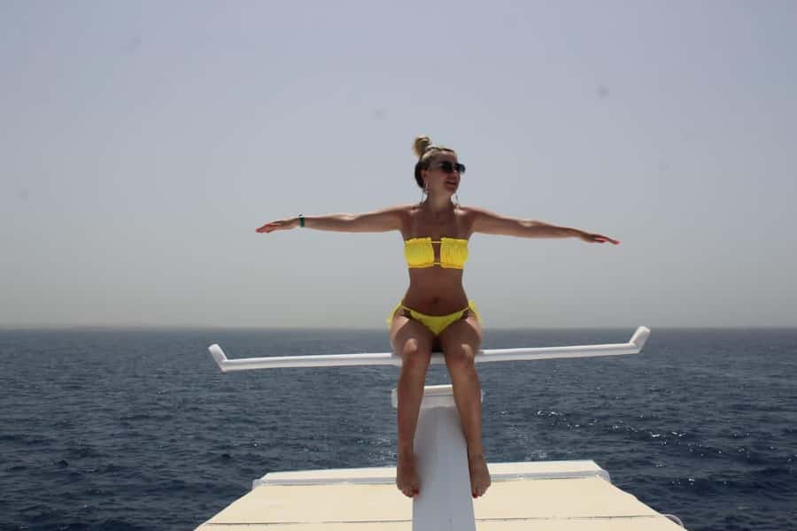 Sharm El Sheikh: Ras Mohamed Cruise with Snorkeling & Lunch - Lunch with a Red Sea view