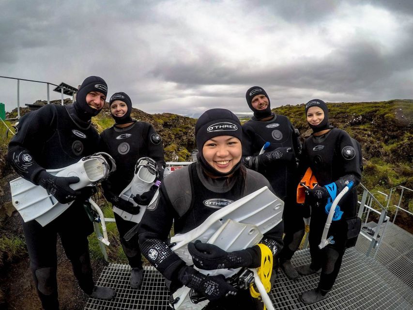 Silfra: Fissure Snorkeling Tour with Underwater Photos - Photos Without Holding a Camera